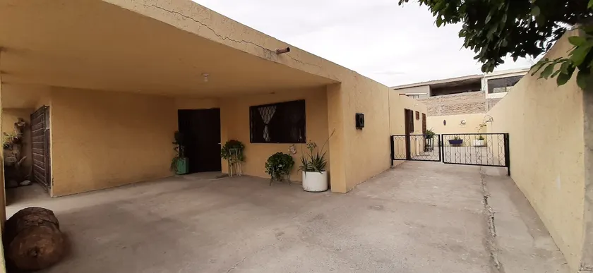 Beautiful and cozy house near Tec de MTY - Image 1