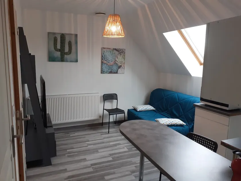Air-conditioned accommodation for 1-6 people 15 minutes from Le Mans - Image 1