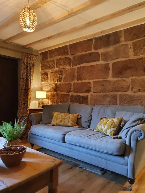 Beautiful Cottage in Alton - Image 1