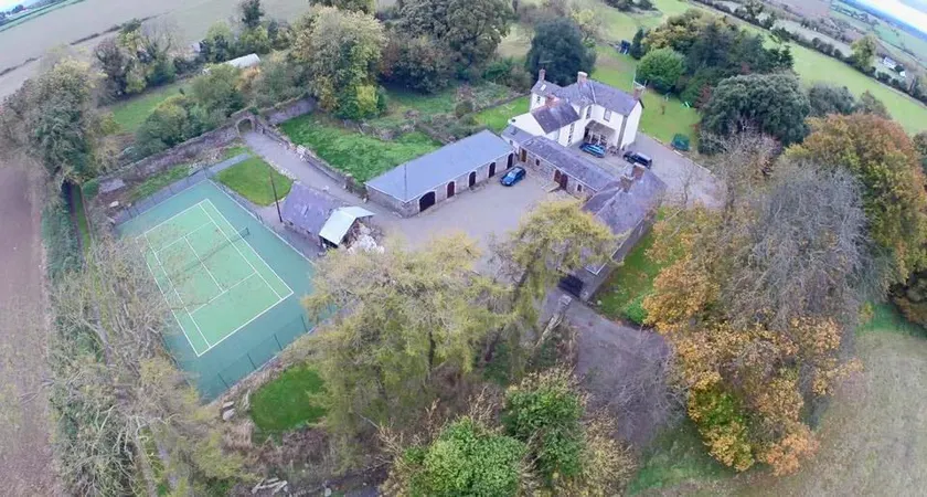 Proctor's Lodge - Image 1