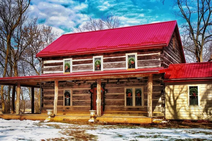 The Historical Cully House - Image 1
