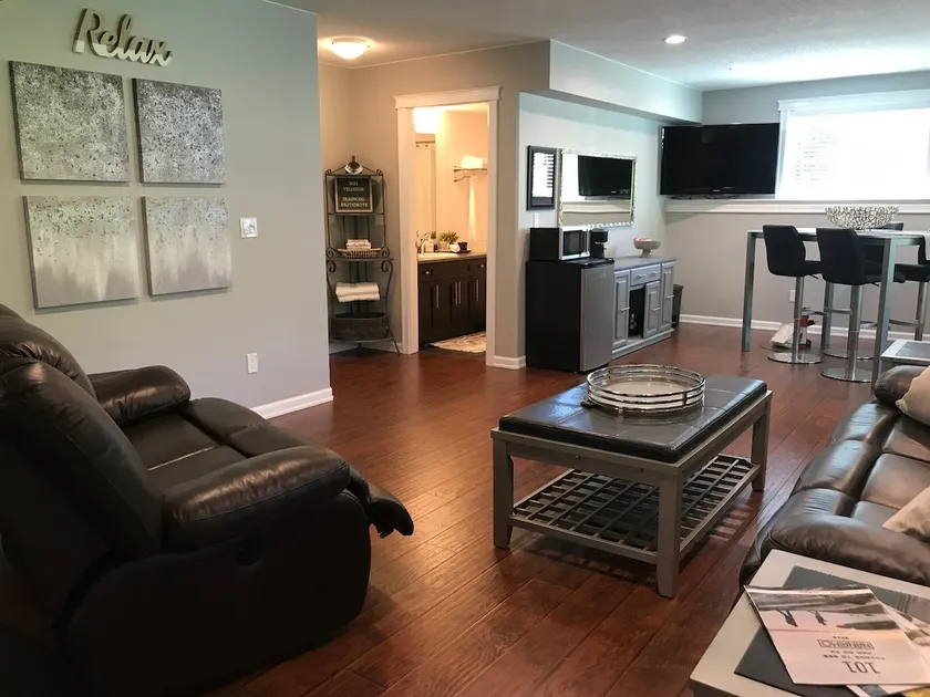 Amore Executive Suite - Image 1