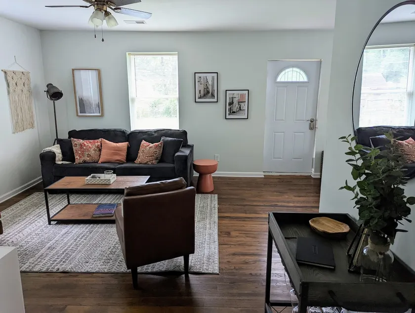 Cozy 2-bedroom home near the University of Memphis - Image 1