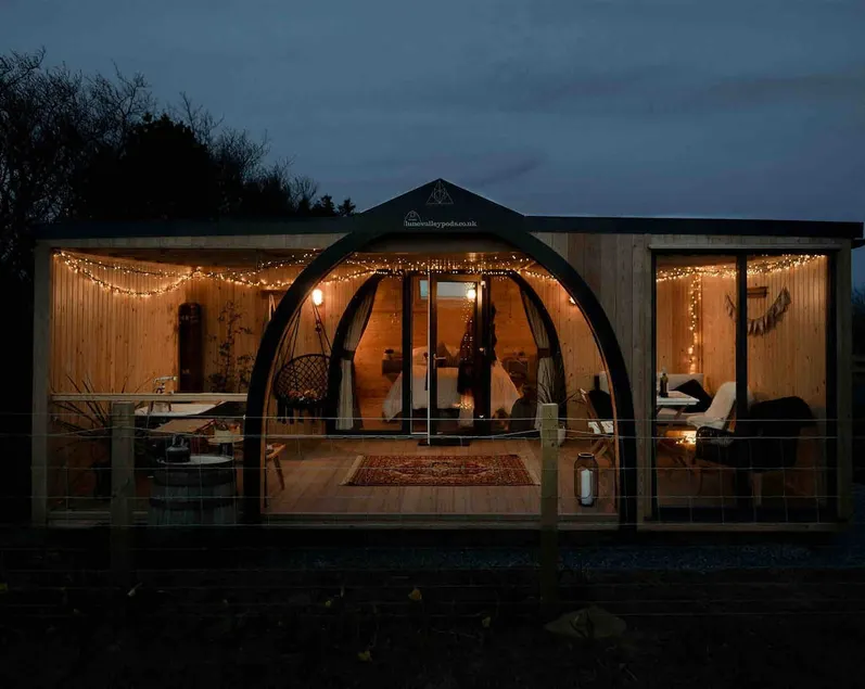 Skye Red Fox Retreat - stunning luxury glamping - Image 1