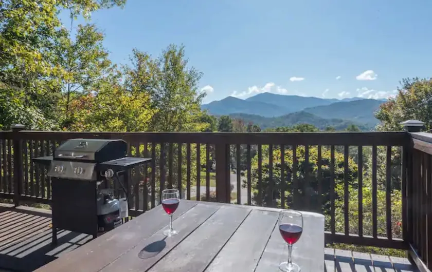 Beautiful View Cozy Aframe in Burnsville - Image 1