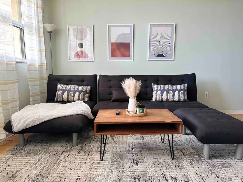 Midtown Toronto Gem: Ideal 1BR - Image 1