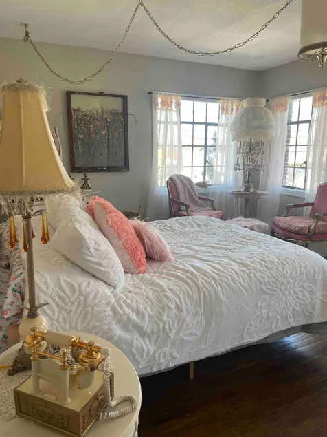 A Private Historic Apartment - Image 1