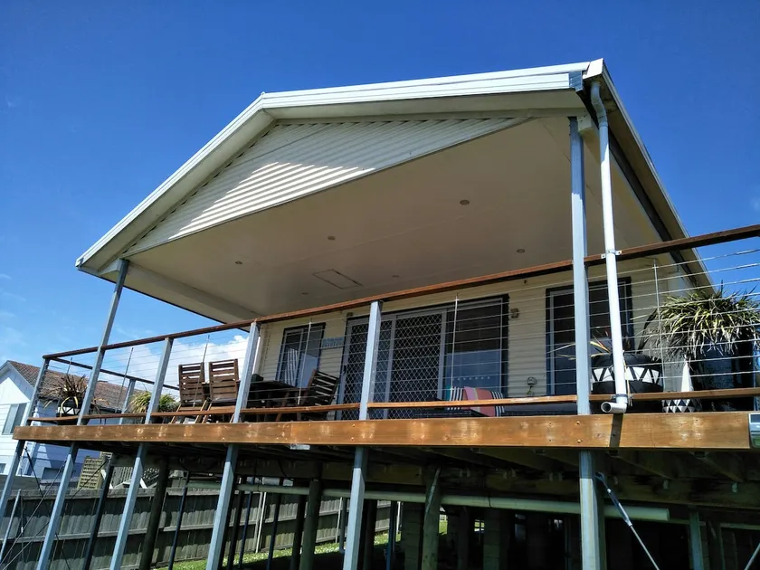 Barnett by the Bay - Image 1