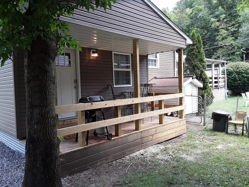 A Bit of Heaven: Calvary Suite- Warrior Trail - Image 1