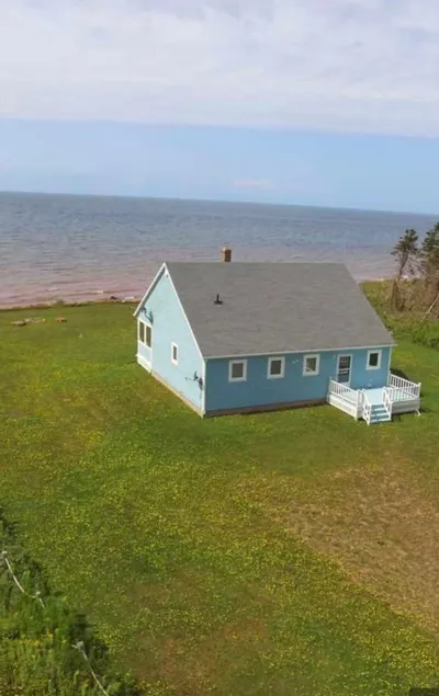 Seashore Cottage - Image 1