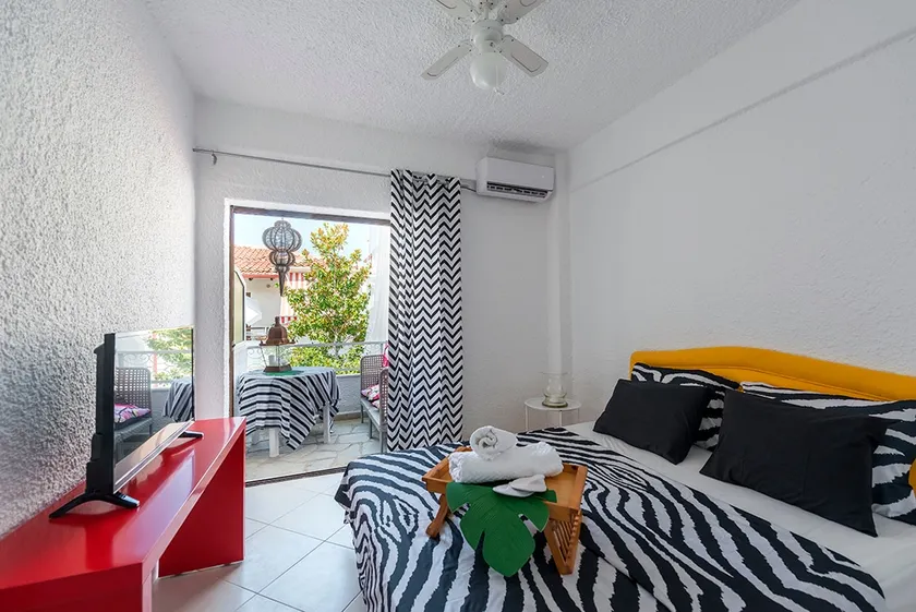 Cozy Home 400m From The Beach! - Image 1