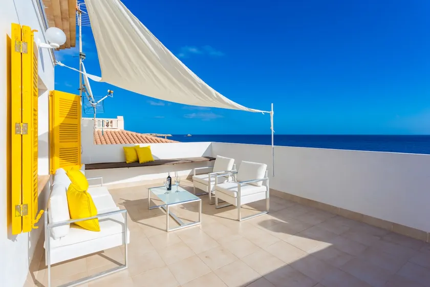 STUNNING SEA-FRONT DUPLEX IN CALA RATJADA - Image 1