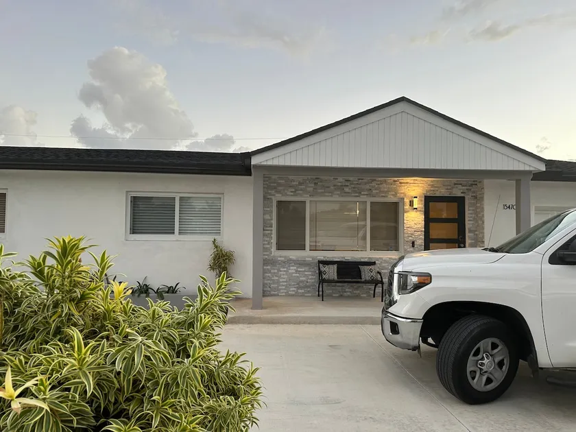 Spacious Getaway Home Waiting for You! - Image 1