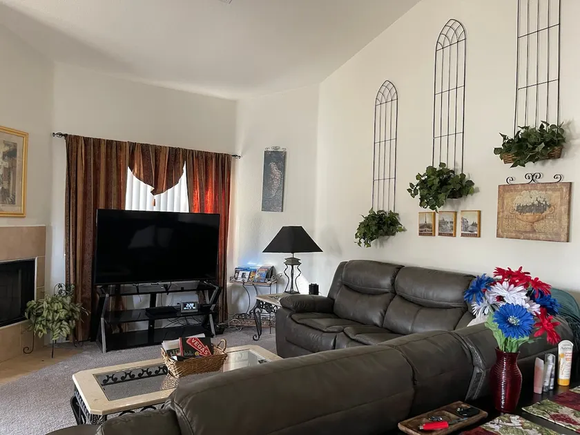 A Home Away from Home-Near the Las Vegas Strip! - Image 1