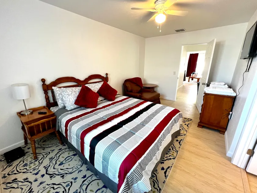 Spacious+Pet Friendly+Affordable|4BR/3BA|#A-6 beds - Image 1