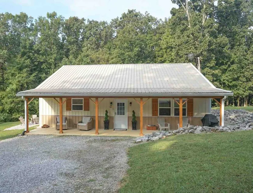Spacious Home w Hot Tub & Fire Pit *KY Lake, Moors - Image 1