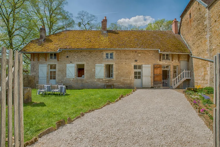 Maison Seguin du Château de Commarin - Image 1