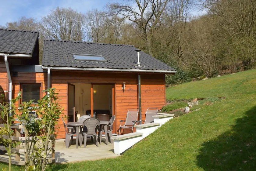 Gîte confortable à Aywaille avec vue sur la vallée - Image 1