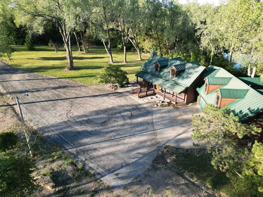 Rustic Retreat & Cabin! Perfect escape! Book now! - Image 1