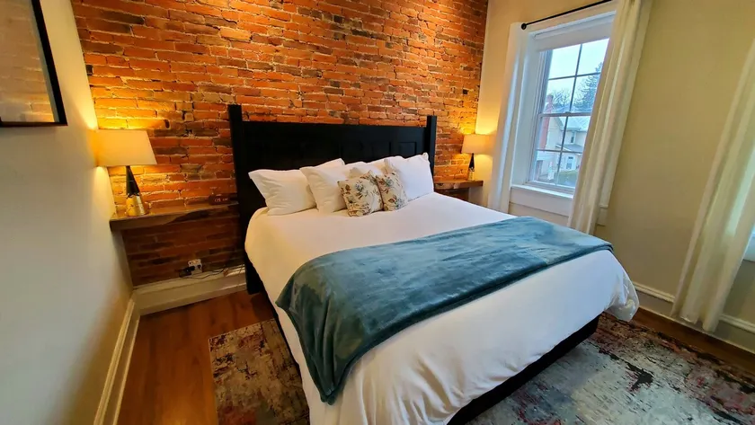 2BR Downtown Apt • Game Room + Hidden Escape Room - Image 1