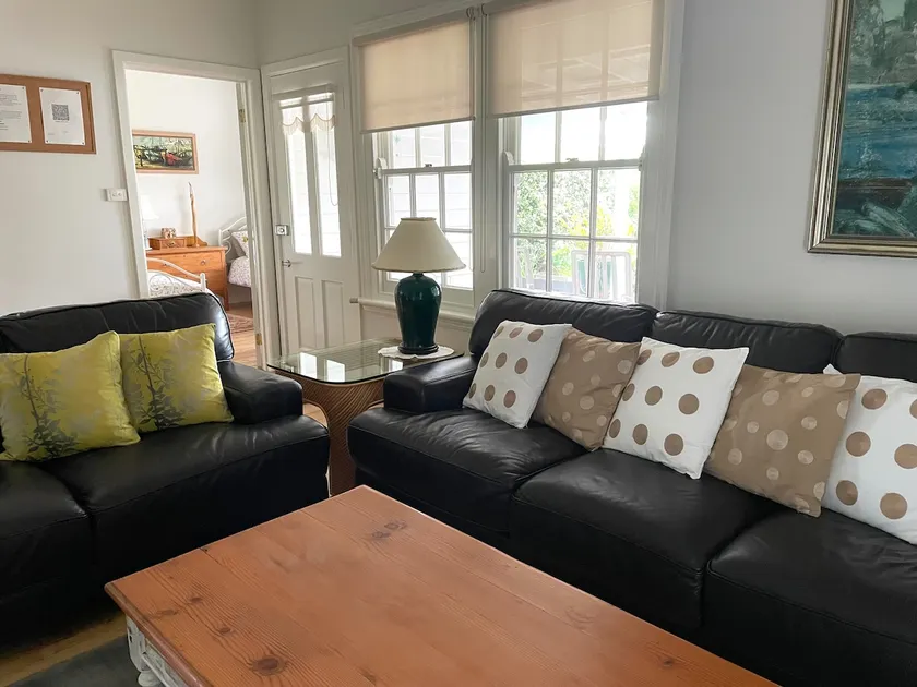 Bayside Cottage - Image 1