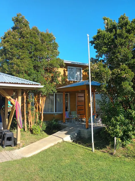 Country house with additional hot tub - Image 1