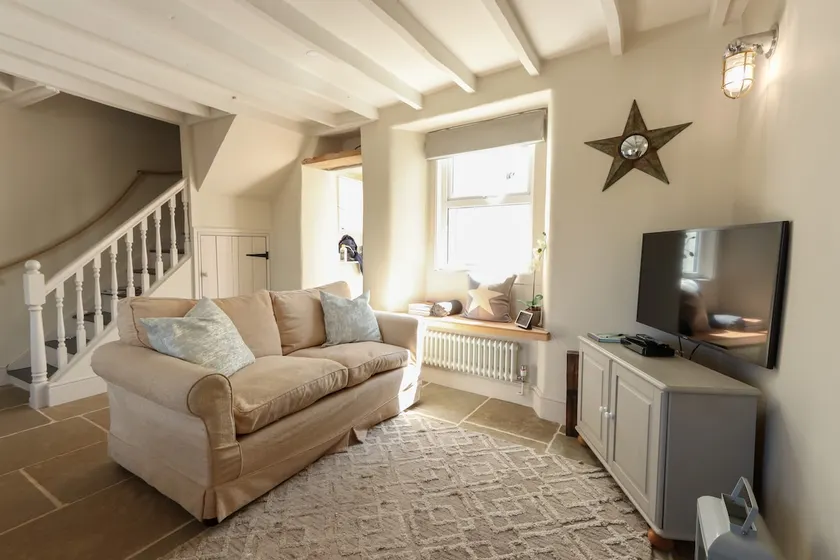 North View cottage. Shaldon village. - Image 1