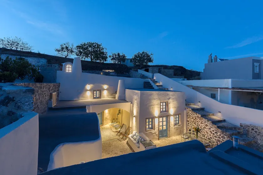 Alluvial Santorini Suites - Image 1