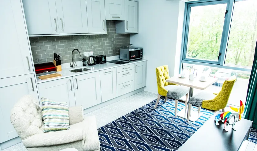 Standard One Bedroom Apartment, Montenotte Hotel - Image 1