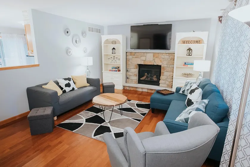 MODERN | ARROWHEAD | GETAWAY - Image 1