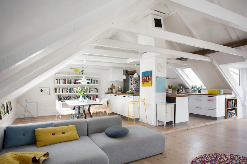 Spacious loft w. balcony in the heart of Aarhus - Image 1