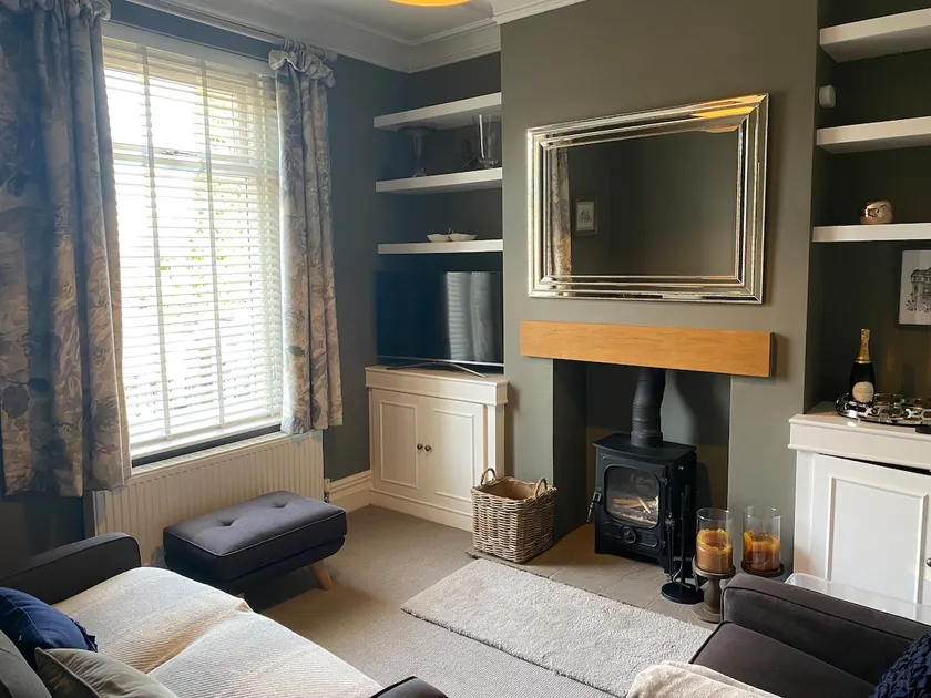 Cheerful and spacious 3 bed home in Clitheroe - Image 1