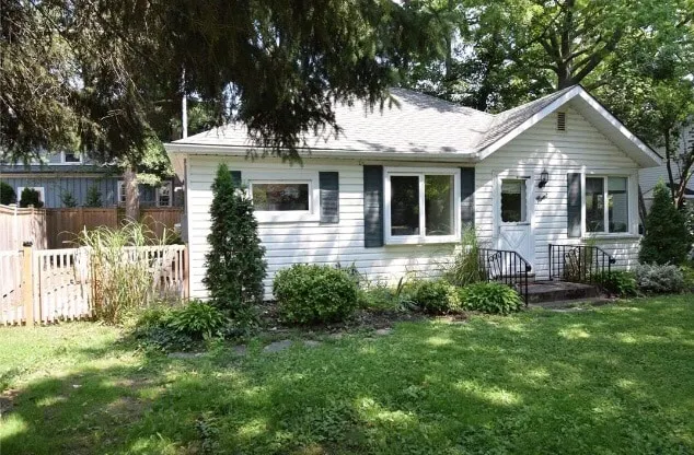 The Darling Cottage - Image 1