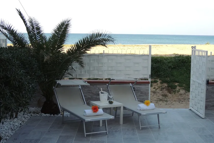 Casa em frente à praia de Balestrate - Image 1