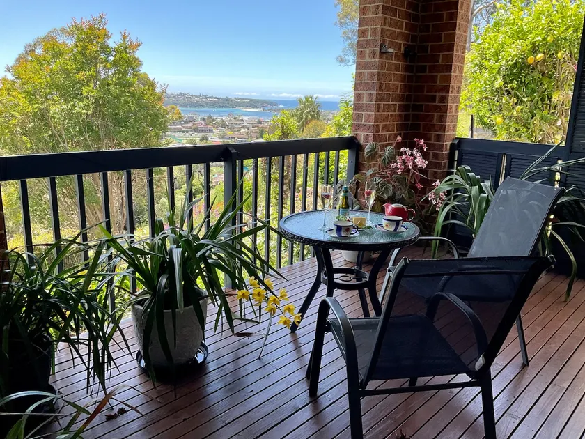 Idyllic Haven2 ~ Your Private Deck & Studio+ View! - Image 1