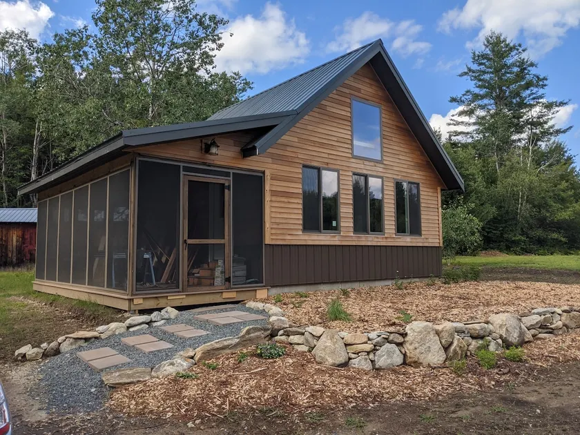 Cozy Cabin at Frog Pond Farm - Image 1