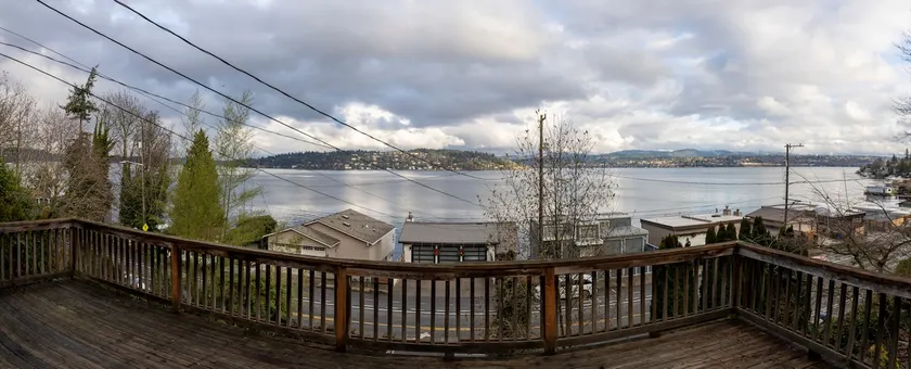 Seattle Charmer with Breathtaking Views - Image 1