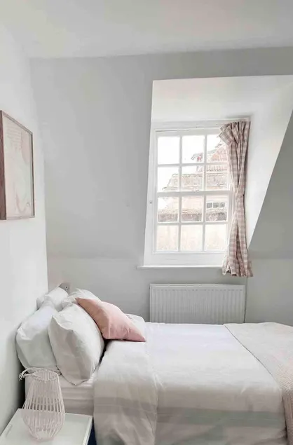 4 bed loft apartment near Longleat - Image 1