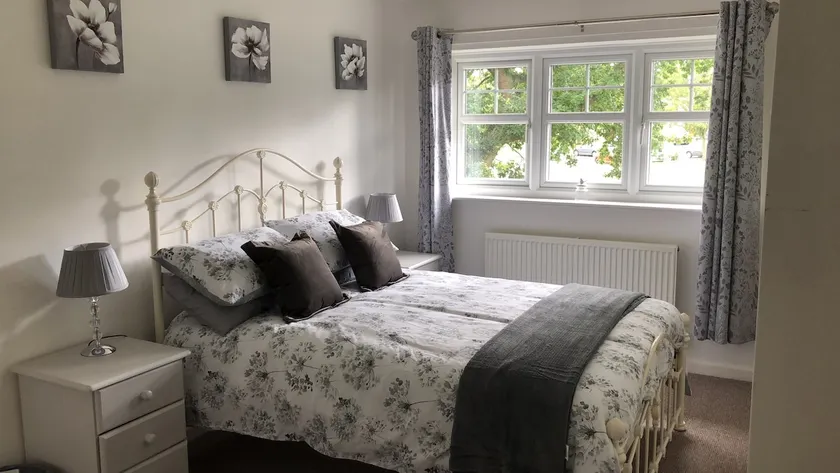 1 Silkin Serviced Accommodation - Image 1
