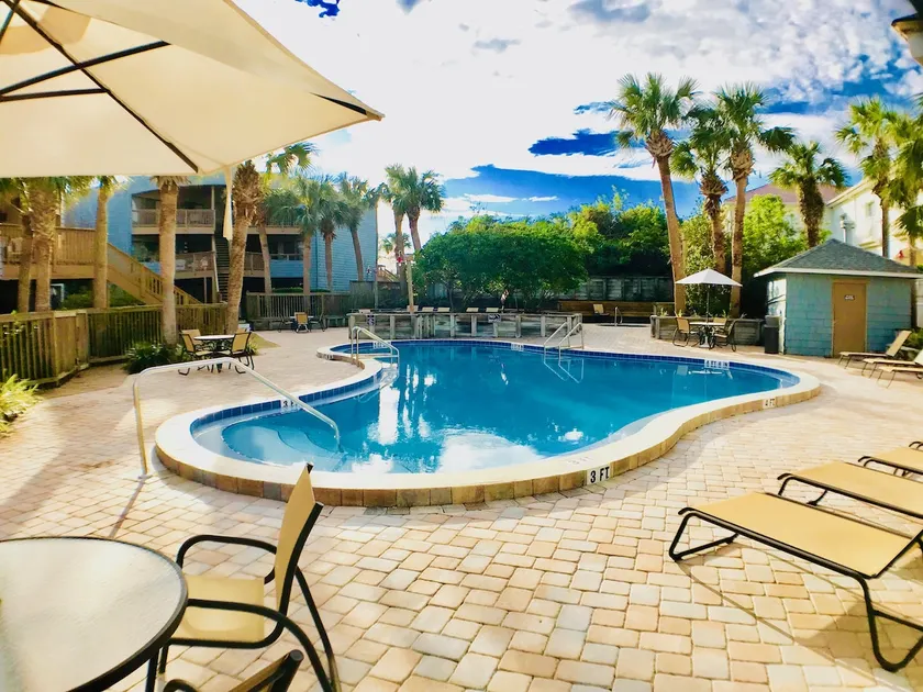Escape to Paradise at Hibiscus Condo! - Image 1