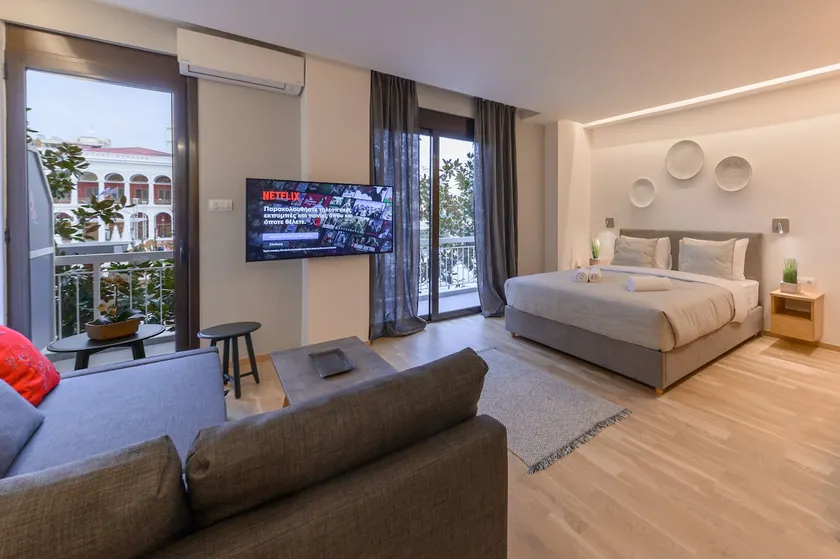 MAGNOLIA City Suite - Image 1