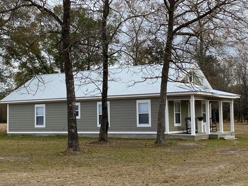 Deer Pond Cottage - Image 1