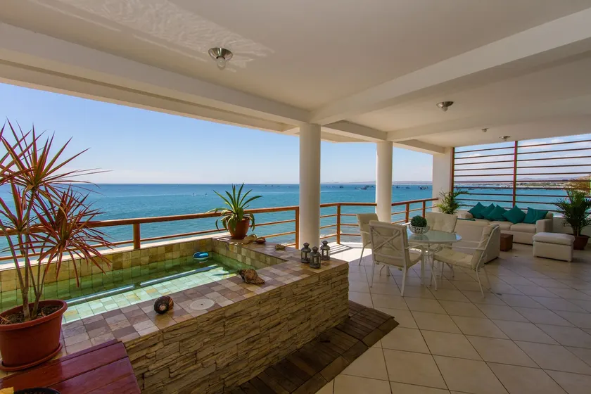 Maui Apartment Second Floor, Las Pocitas, Mancora - Image 1