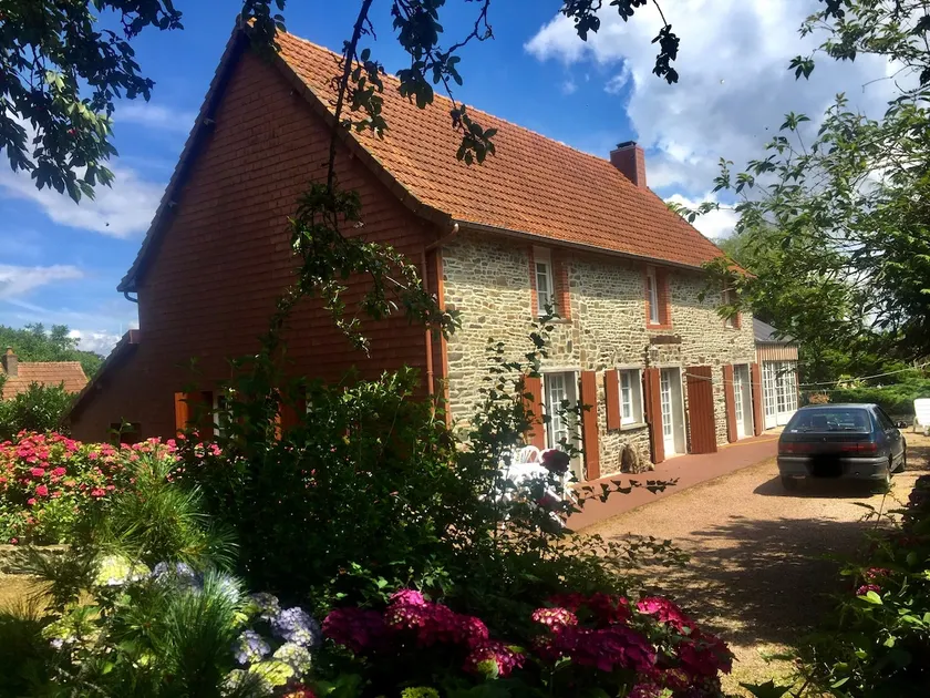 Large Normandy house with SPA - Image 1