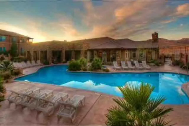 Luxury Condo & Resort-Sleeps 9 & Zions Only 30 mi - Image 1