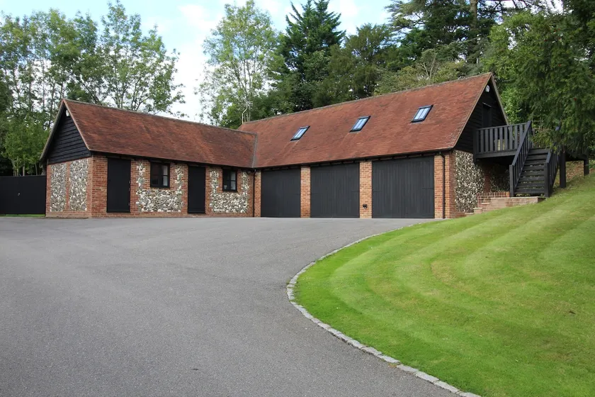 Luxurious Barn between Marlow & Henley - Image 1