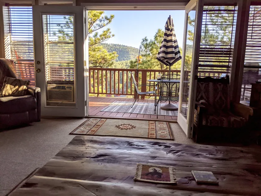 LOCATION! VIEWS! WIFI! @Black Bear Scenic KabiN - Image 1