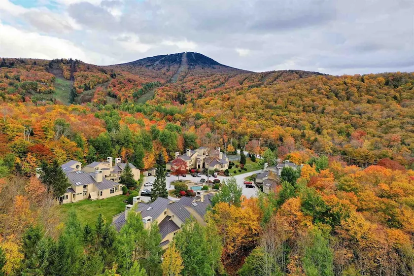 Killington, Vermont 2 Bedroom Condo at Pico Ski Resort - Walk to the lifts! - Image 1