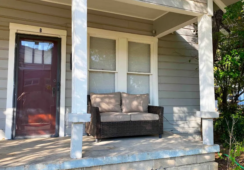 ”Dashing Duplex” on Howard Payne University Campus - Image 1