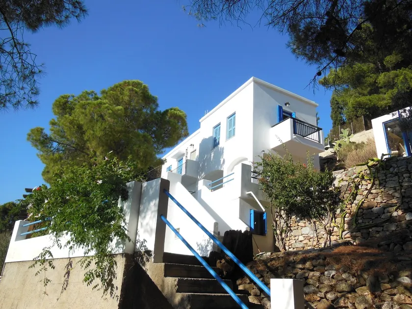 Vlasis house - Image 1
